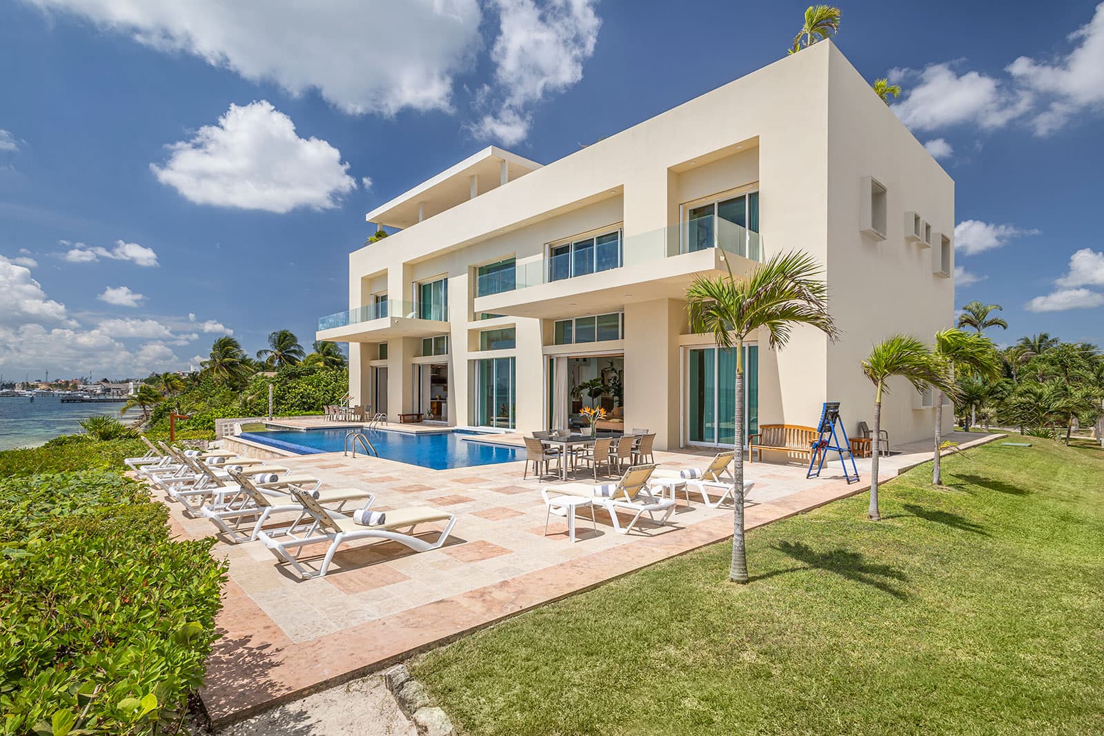 Villa Punta Sam