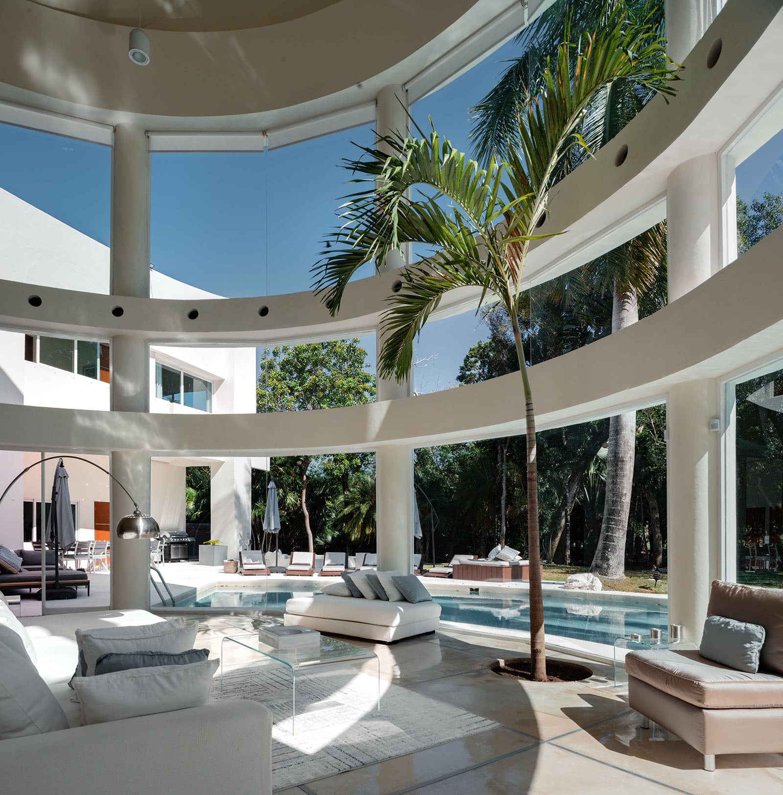 Villa Aqua