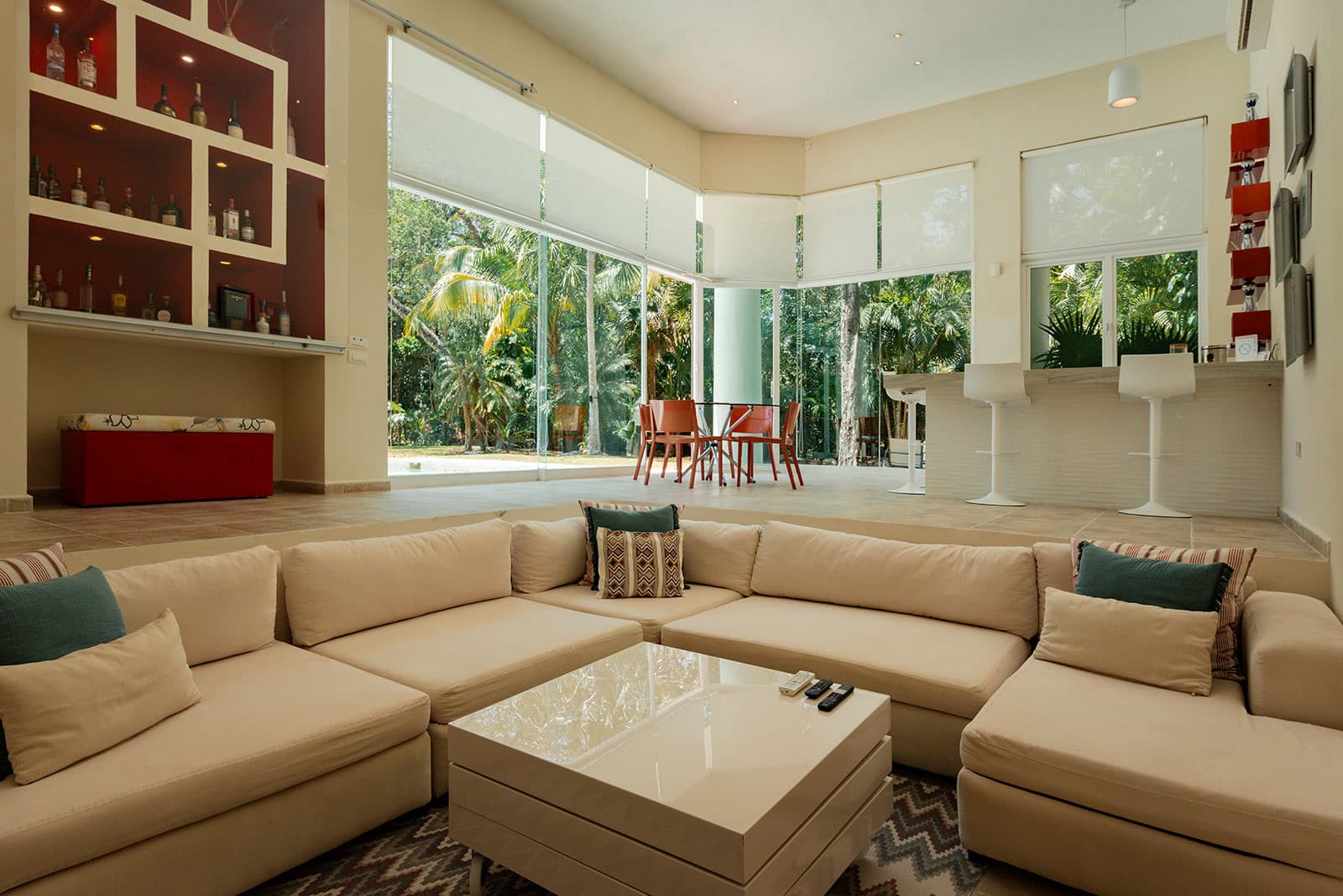 Villa Aqua