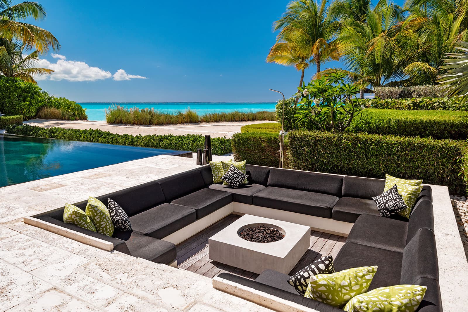 Villa AWA