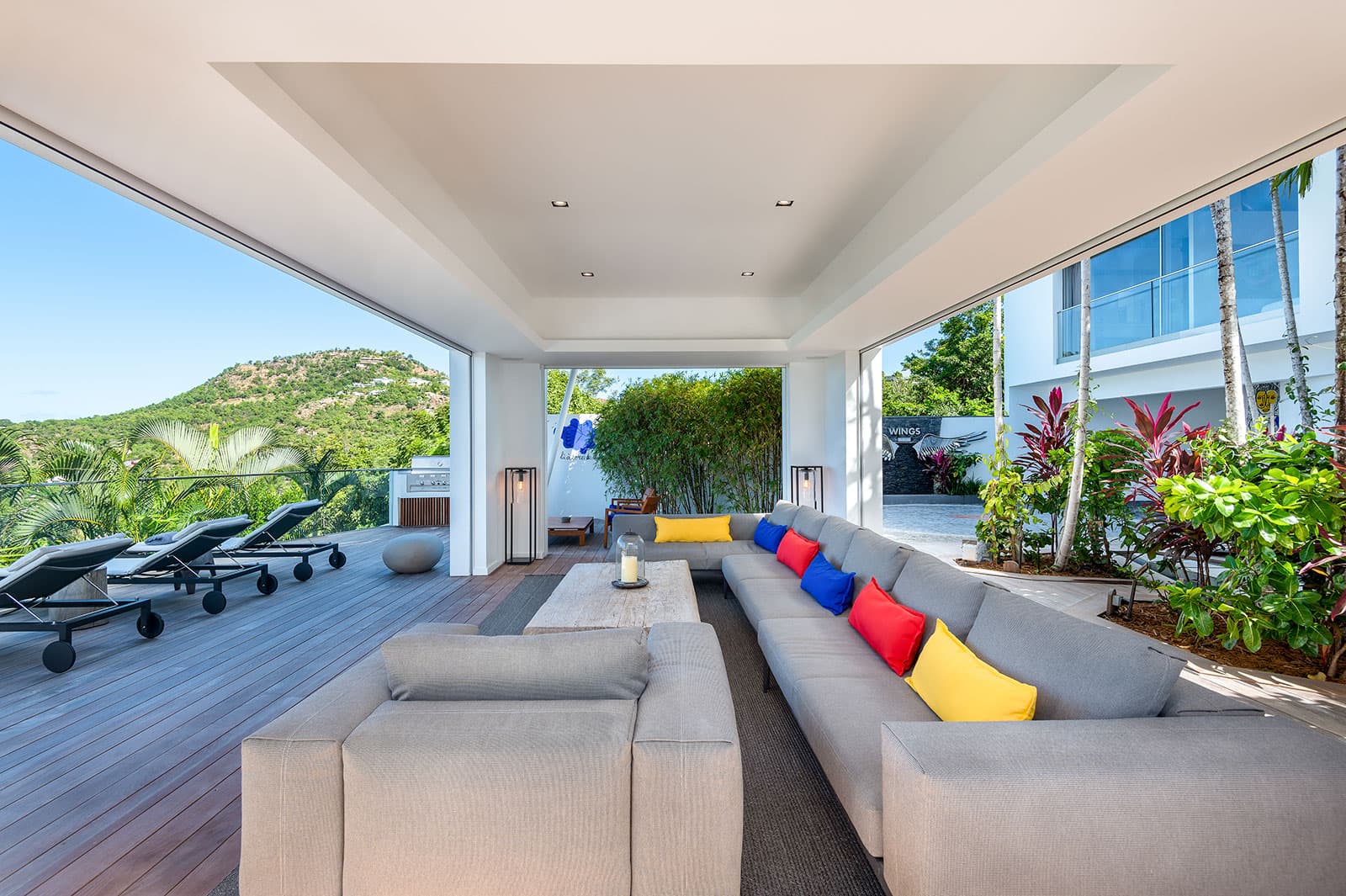 Villa Wings