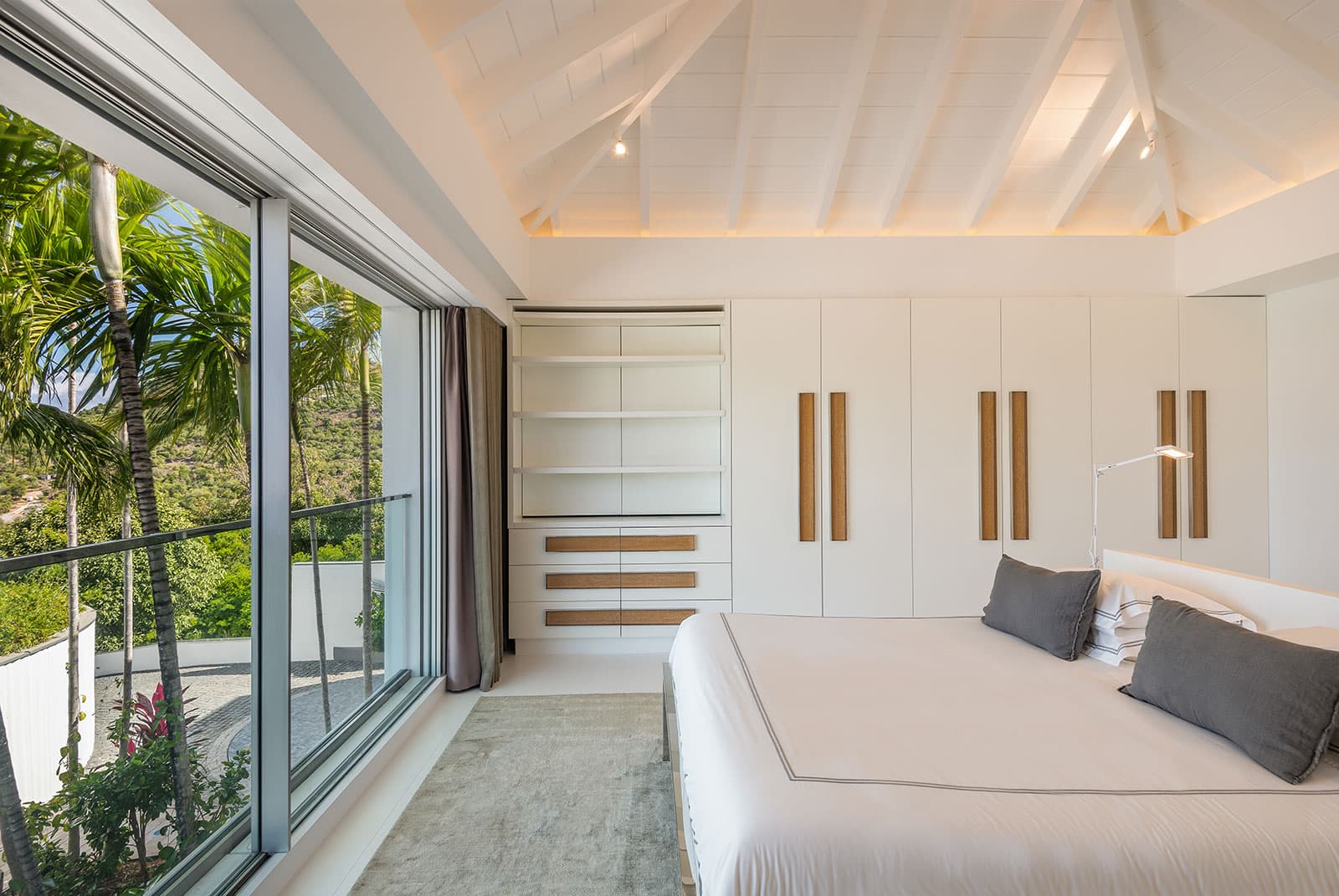 Villa Wings