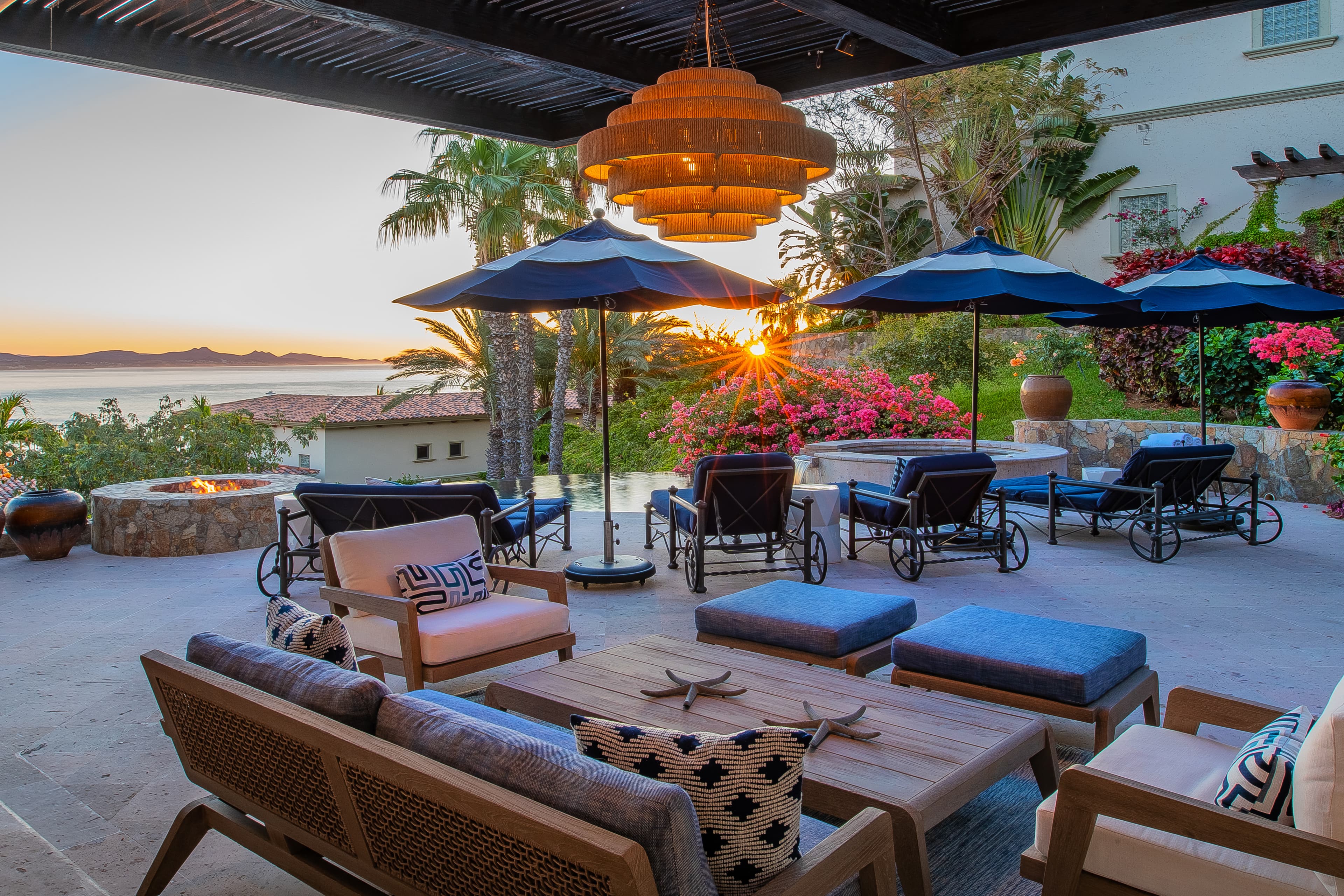 Bella 11 - Outdoor living area