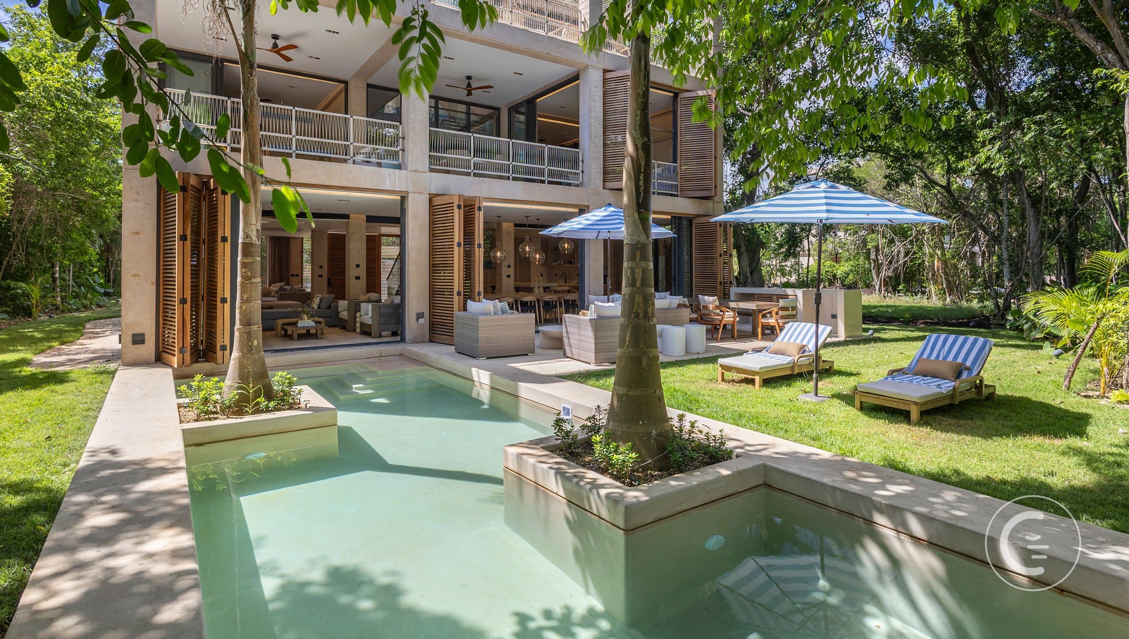 Palm Villa