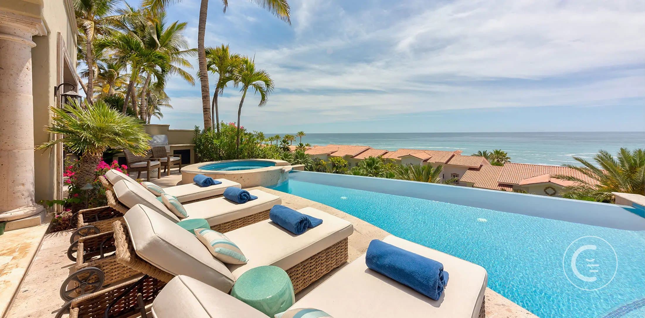 Villa Encantadora del Mar